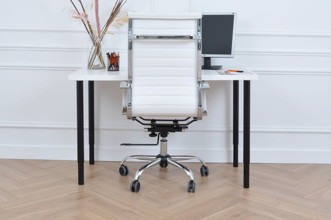 De slimme keuze voor jouw thuiskantoor: Bureaustoelwielen die je vloer beschermen